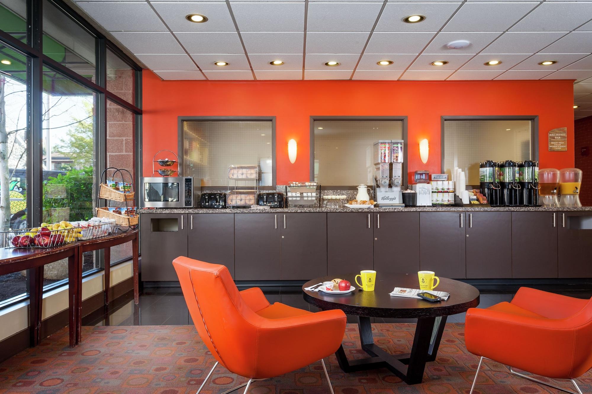 Staypineapple, University Inn, University District Сиатъл Екстериор снимка