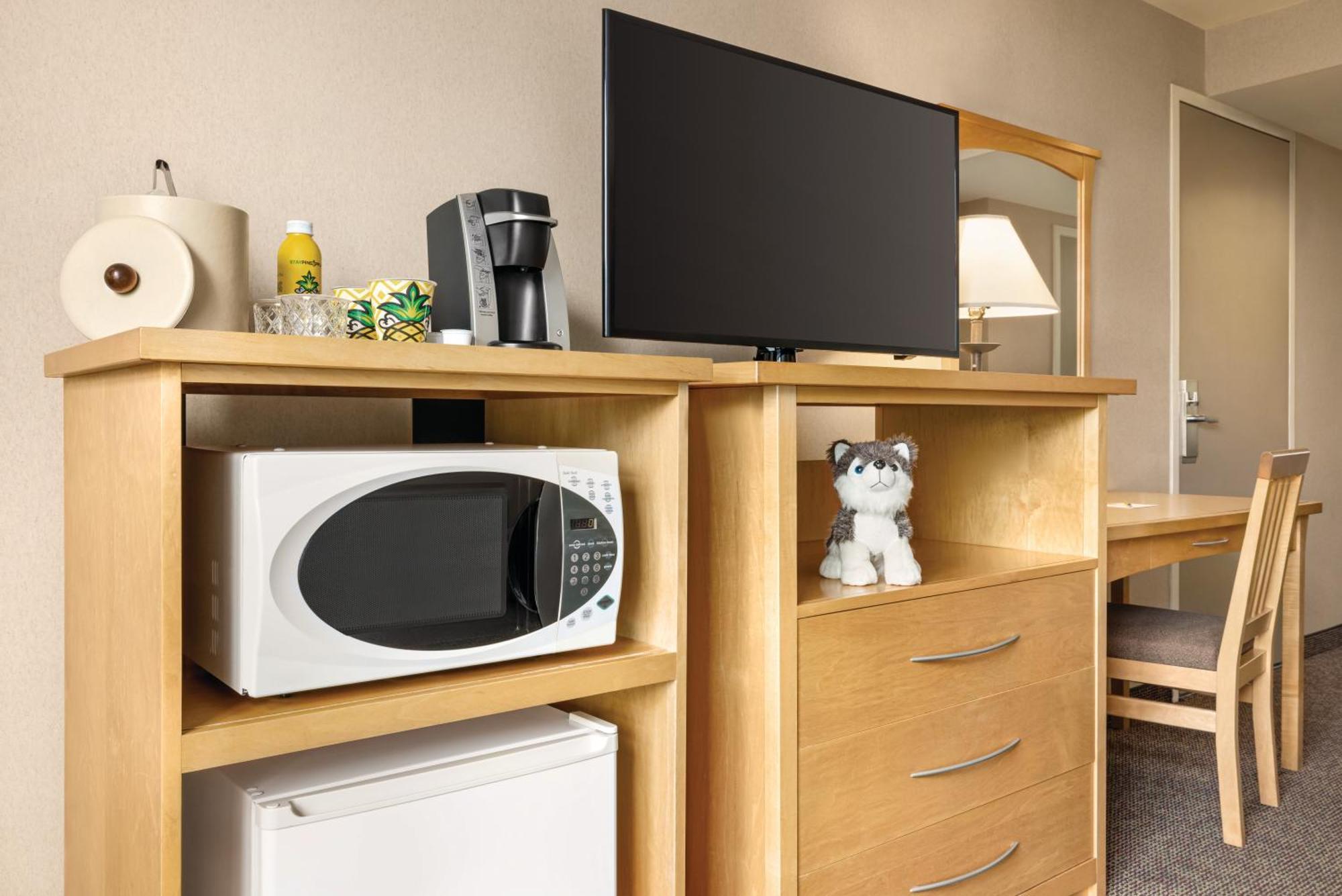 Staypineapple, University Inn, University District Сиатъл Екстериор снимка