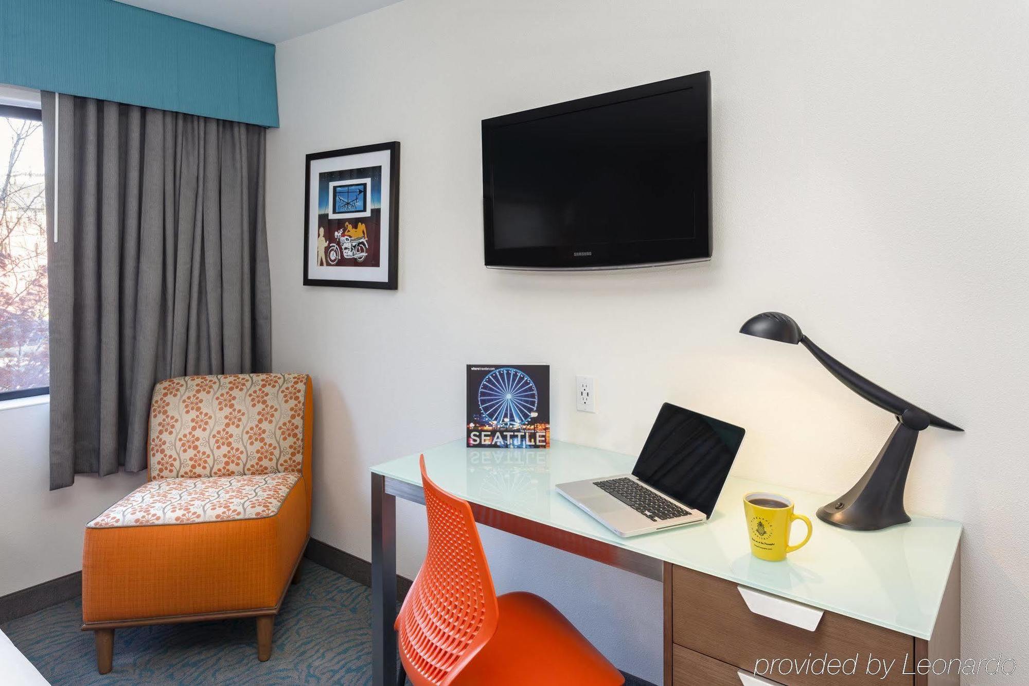 Staypineapple, University Inn, University District Сиатъл Екстериор снимка