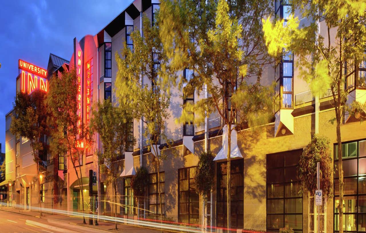 Staypineapple, University Inn, University District Сиатъл Екстериор снимка
